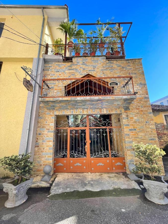 Shkodra Guest House & Trips Экстерьер фото