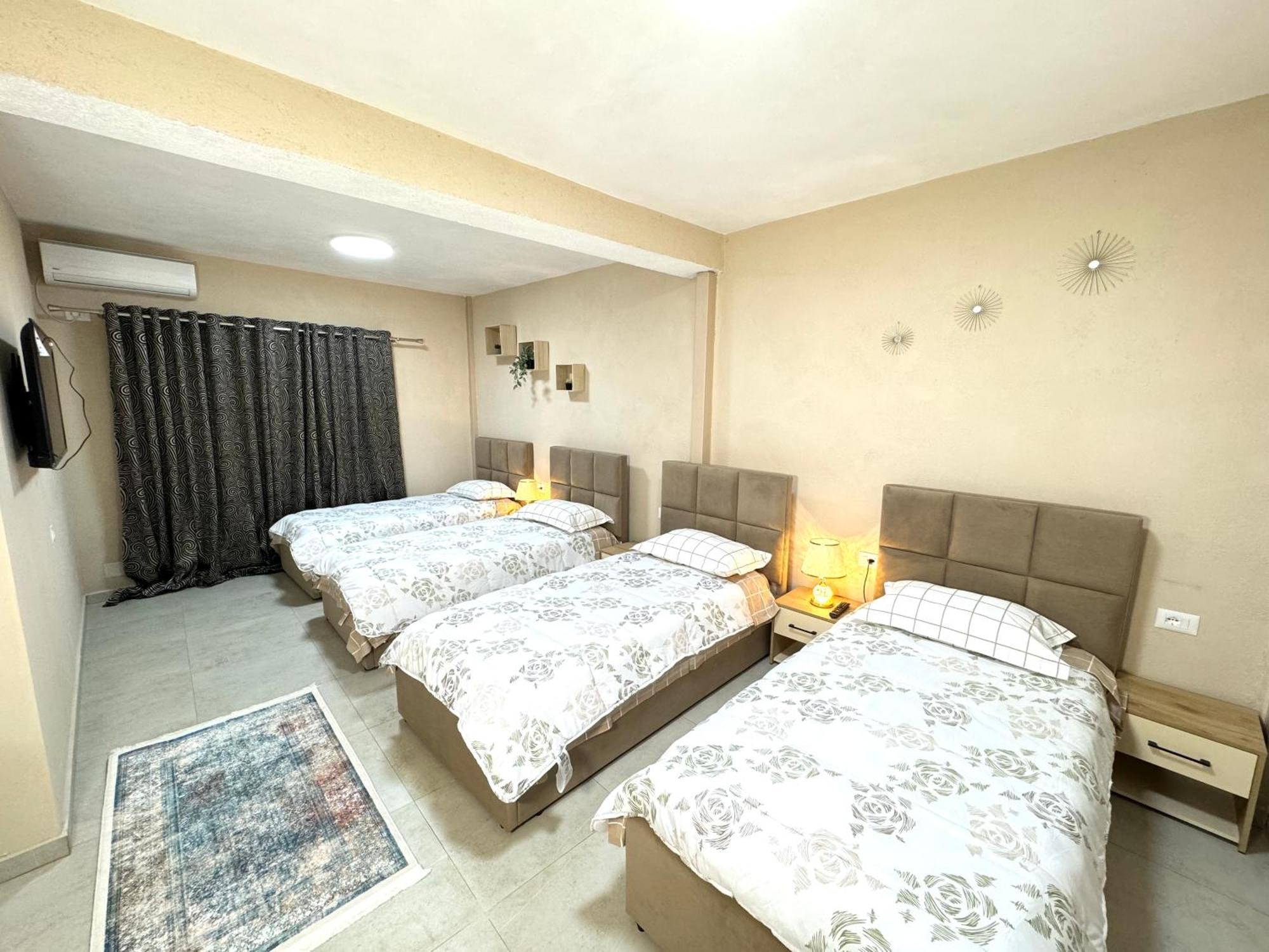 Shkodra Guest House & Trips Экстерьер фото