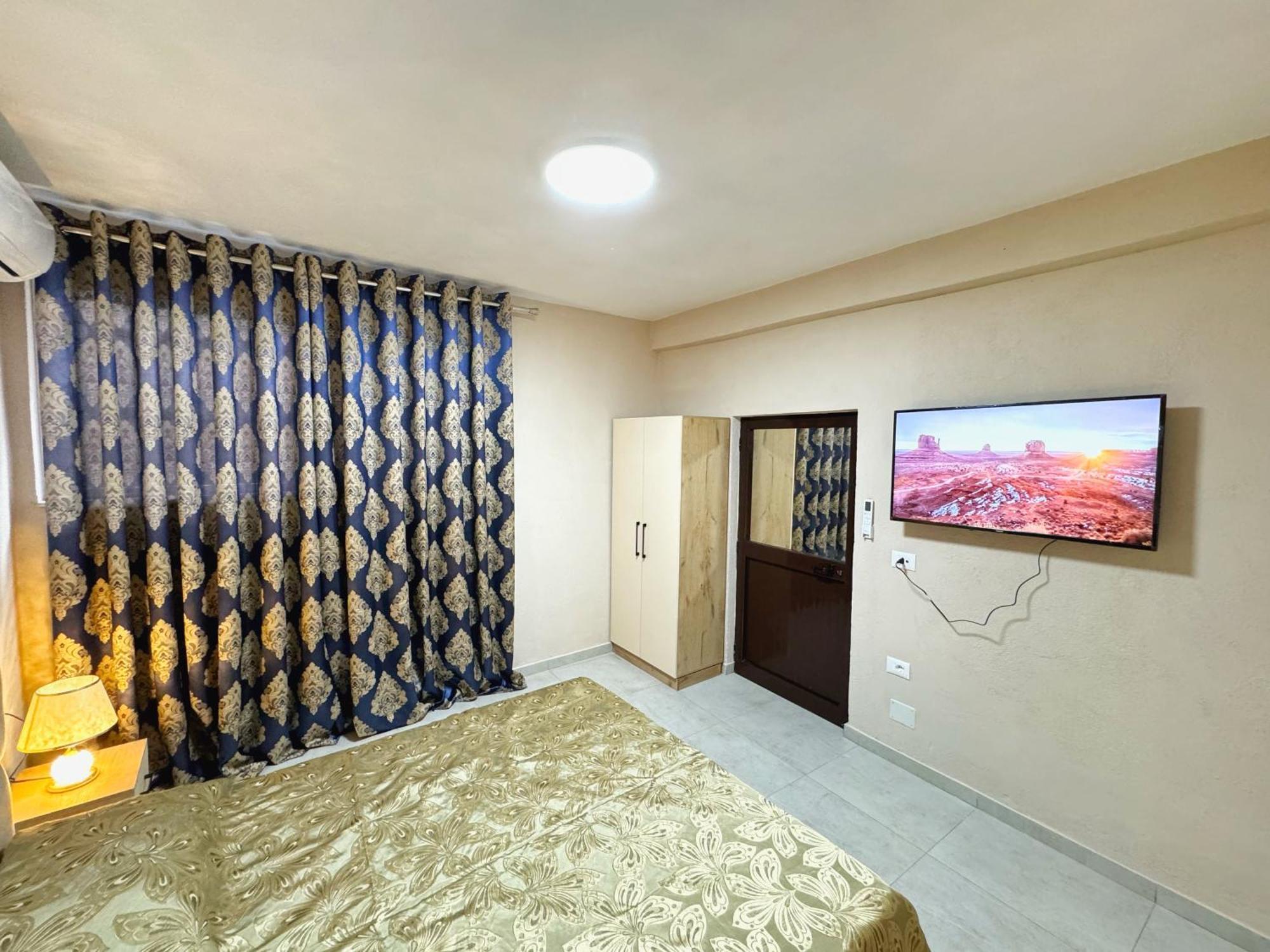 Shkodra Guest House & Trips Экстерьер фото