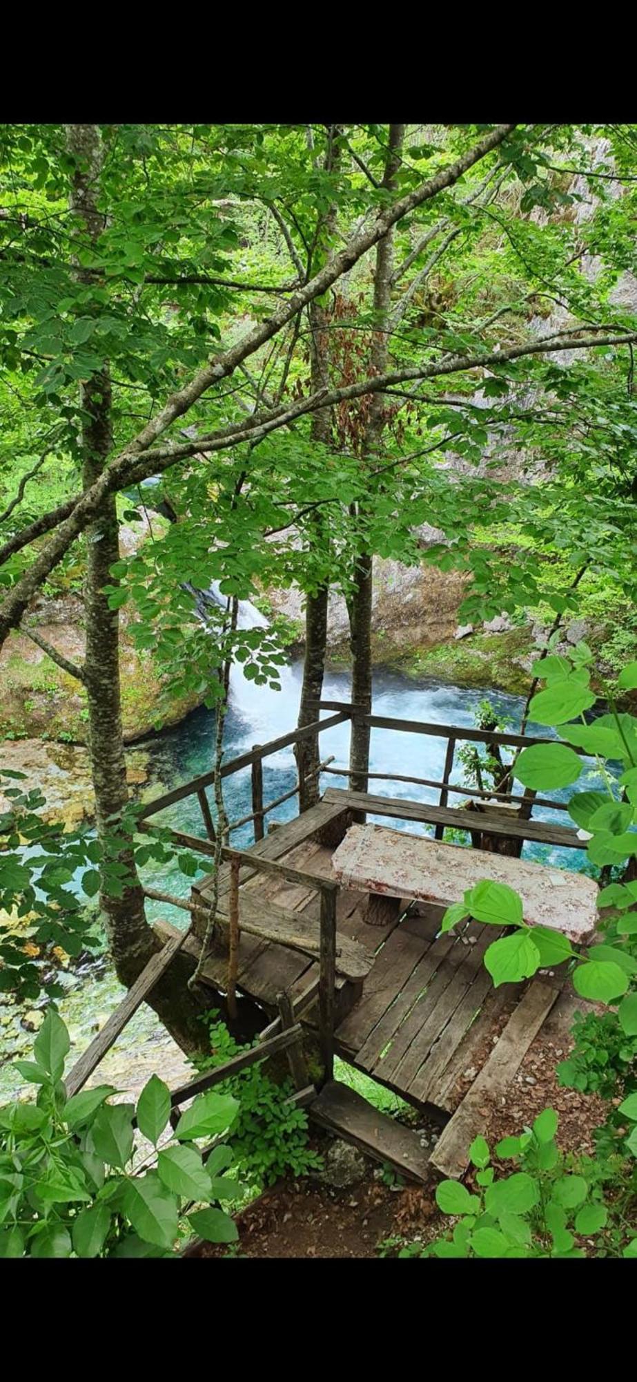 Shkodra Guest House & Trips Экстерьер фото