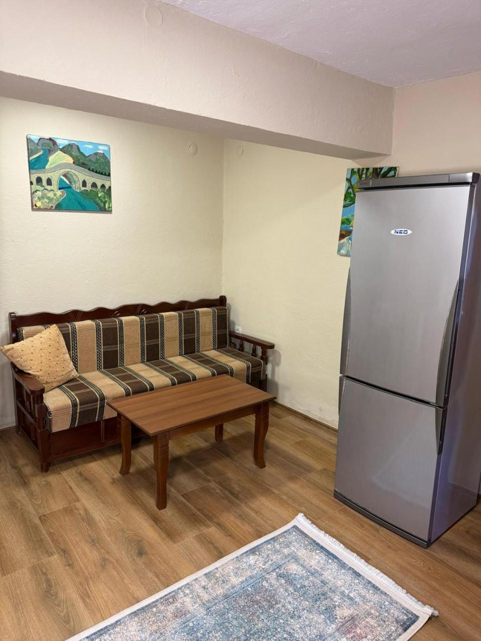 Shkodra Guest House & Trips Экстерьер фото