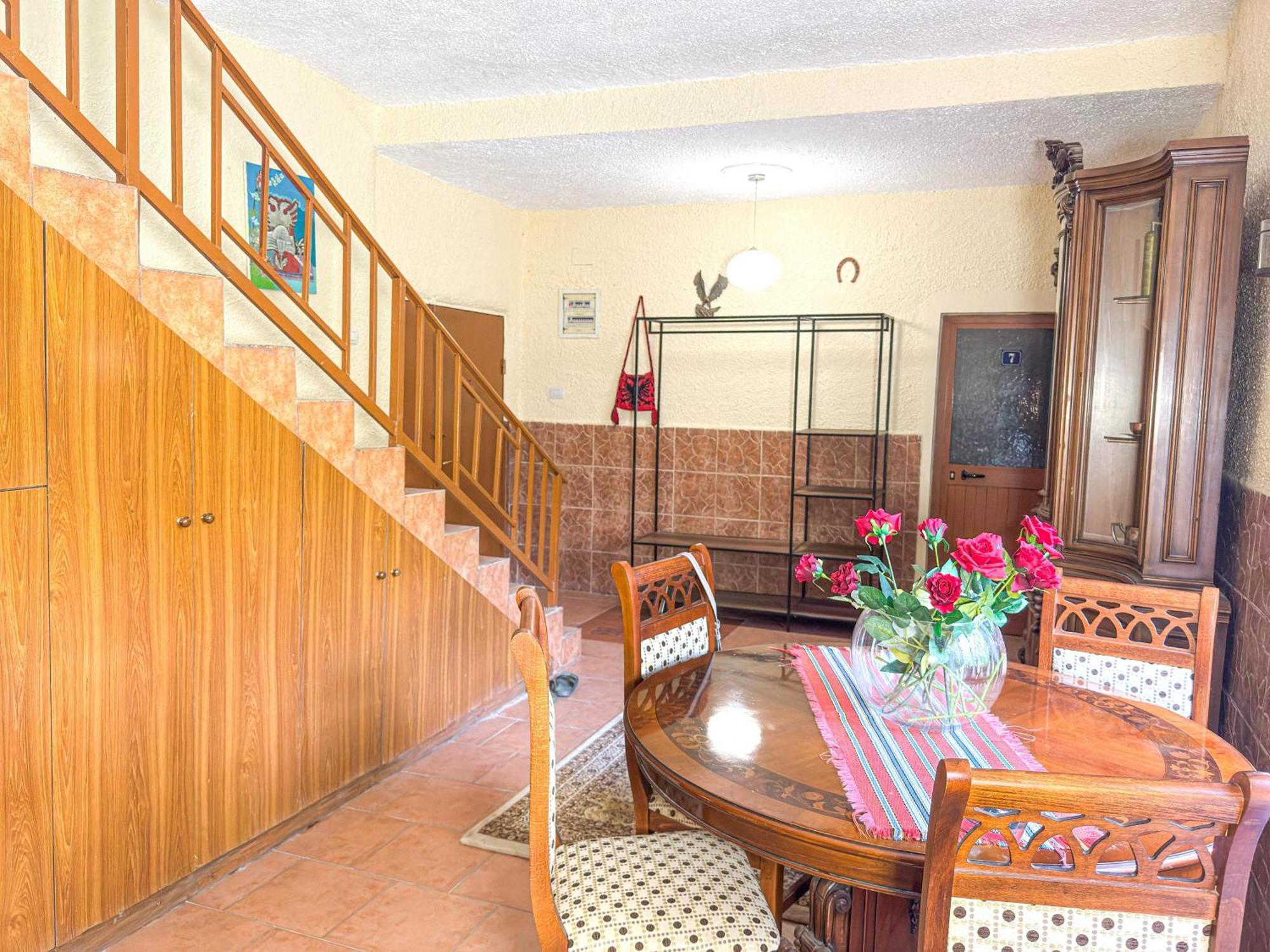 Shkodra Guest House & Trips Экстерьер фото